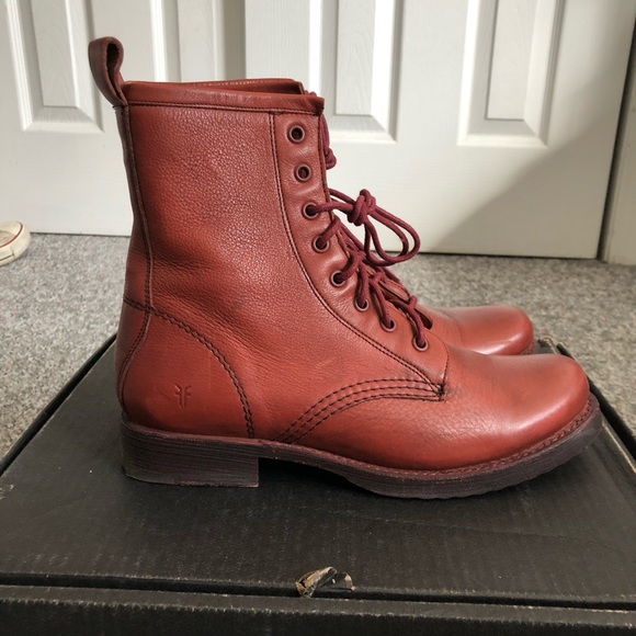 frye veronica combat red clay